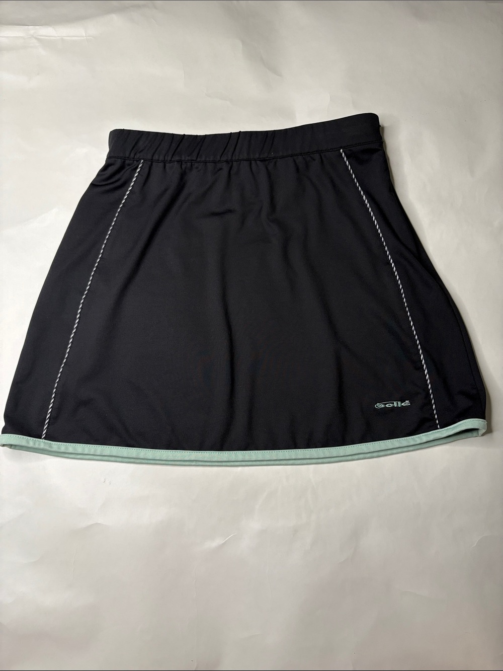 bolle Black Skirt with Mint Trim Side Zip Tennis Golf Pickleball Skirt Quick Dry